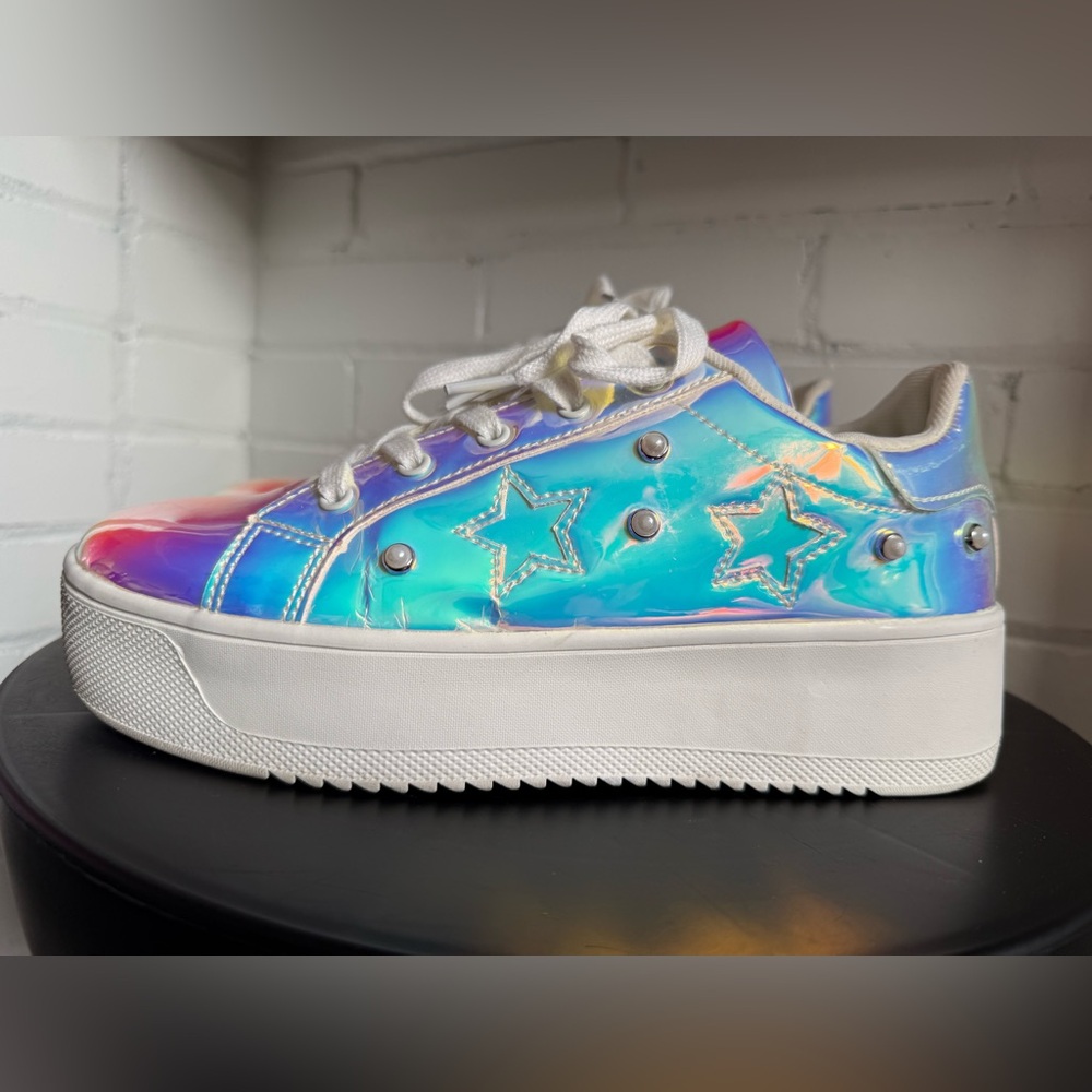 Holographic Star-Studded Platform Sneakers Women’s Size 9